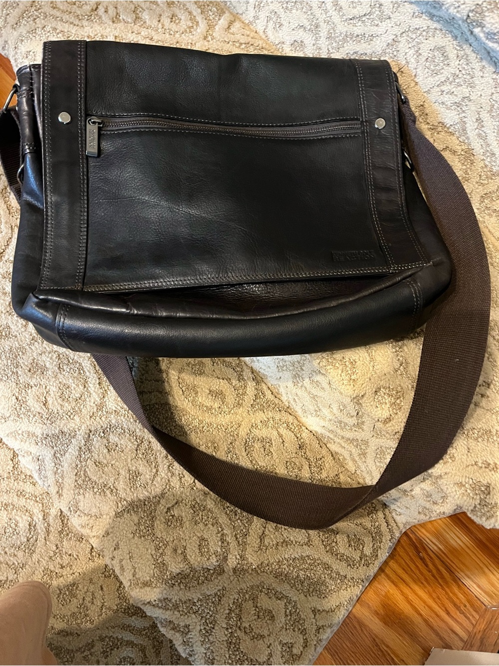 Kenneth Cole Reaction Black Leather Messenger Bag with Brown Strap